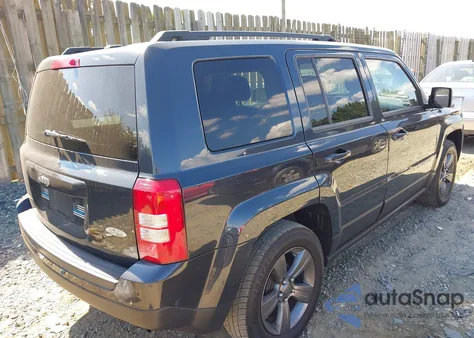 2014 Jeep Patriot High Altitude z USA, uszkodzony, nr VIN 1C4NJPFA3ED857442